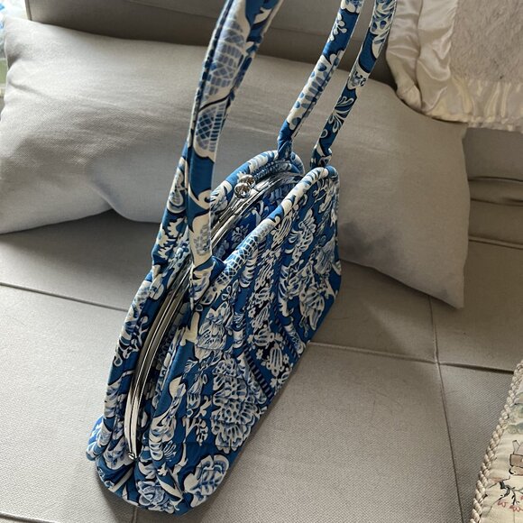 Vera Bradley Eloise Purse Blue Lagoon with Kiss Lock Closure and Shoulder Strap - Picture 13 of 16